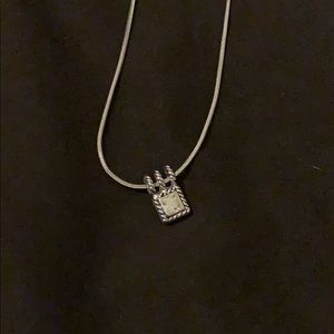 Pendant necklace